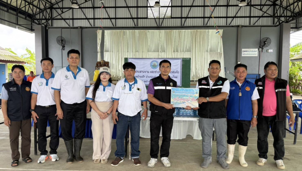 โครงการส่งน้ำและบำรุงรักษาแม่แฝก-แม่งัดสมบูรณ์ชล ลงพื้นที่มอบน้ำดื่มช่วยเหลือผู้ประสบภัยและร่วมสำรวจความเสียหายจากน้ำท่วม ต.บ้านเป้า อ.แม่แตง จ.เชียงใหม่