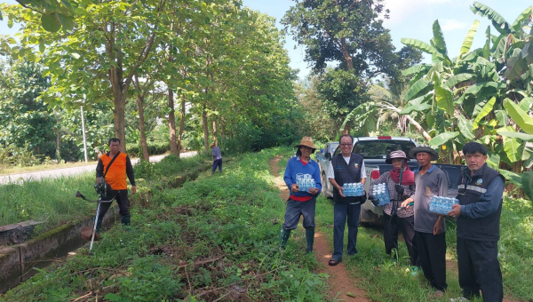 โครงการส่งน้ำและบำรุงรักษาแม่แฝก-แม่งัดสมบูรณ์ชล ร่วมกับกลุ่มผู้ใช้น้ำบ้านดง  ลงพื้นที่ขุดลอกและกำจัดวัชพืชบริเวณคลองซอย 1 (ฝั่งขวา)  เพิ่มประสิทธิภาพการส่งน้ำเตรียมรับแผนบริหารจัดการน้ำฤดูฝน ปี 2568