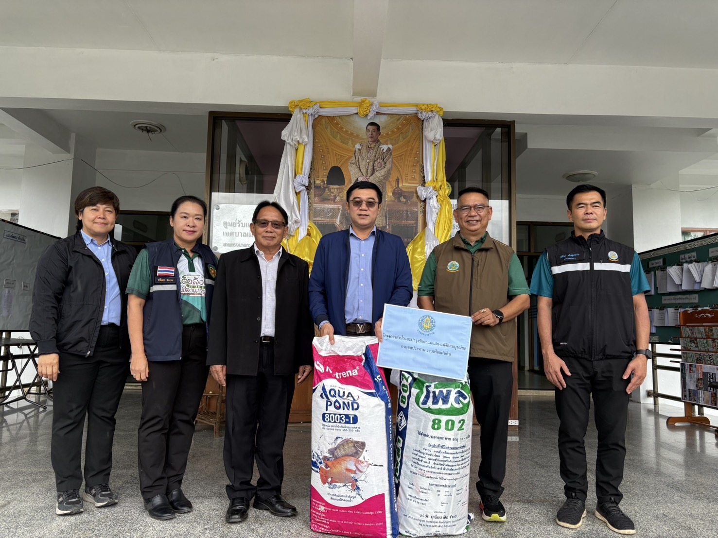 โครงการส่งน้ำและบำรุงรักษาแม่แฝก-แม่งัดสมบูรณ์ชล ส่งมอบกระสอบทราย 800 ใบ สนับสนุนเทศบาลเมืองเมืองแกนพัฒนา สร้างแนวป้องกันจุดเสี่ยงน้ำท่วมเตรียมรับสถานการณ์น้ำจาก อ.เชียงดาว 