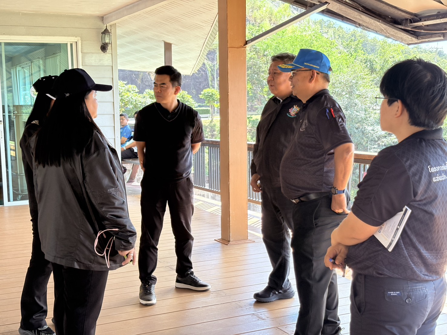 ผอ.โครงการส่งน้ำและบำรุงรักษาแม่แฝก-แม่งัดสมบูรณ์ชล ร่วมกับ ผอ.สำนักงานก่อสร้างชลประทานขนาดใหญ่ที่ 1 ติดตามและร่วมประชุมซักซ้อมเตรียมการรับรองนายกรัฐมนตรีและ รมว.กษ. ตรวจราชการพื้นที่จังหวัดเชียงใหม่  ณ เขื่อนแม่งัดสมบูรณ์ชล