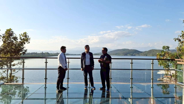 ผอ.โครงการส่งน้ำและบำรุงรักษาแม่แฝก-แม่งัดสมบูรณ์ชล ต้อนรับ รองผู้ว่าฯ เชียงใหม่ ติดตามสถานการณ์น้ำและเยี่ยมชม Sky walk เขื่อนแม่งัดสมบูรณ์ชล